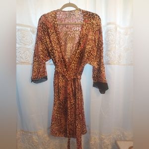 NWT ROBE AND CHEMISE SET PURPLE/PINK LEOPARD WOMENS SZ SM/MED